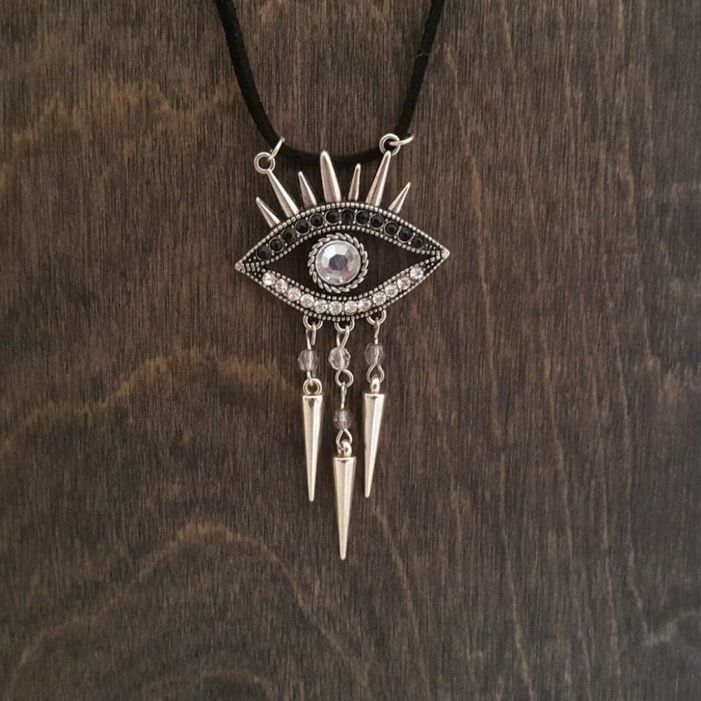 Eye of the Divine Silver Plated Necklace - Picture 7 of 10